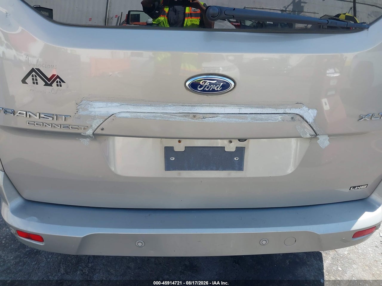 2015 FORD TRANSIT CONNECT XLT · 6/11