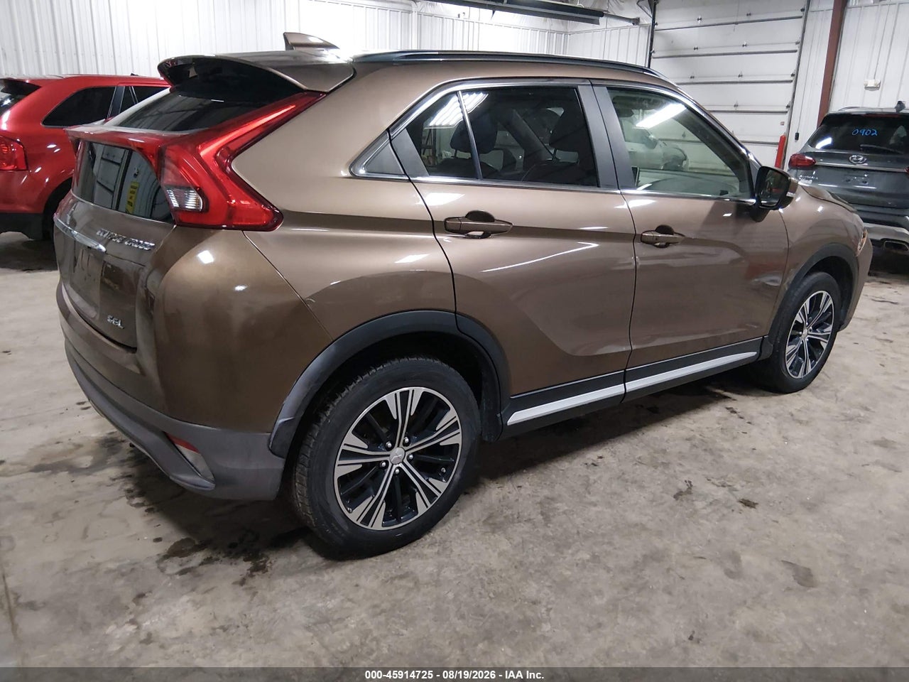 2018 MITSUBISHI ECLIPSE CROSS SEL · 4/11