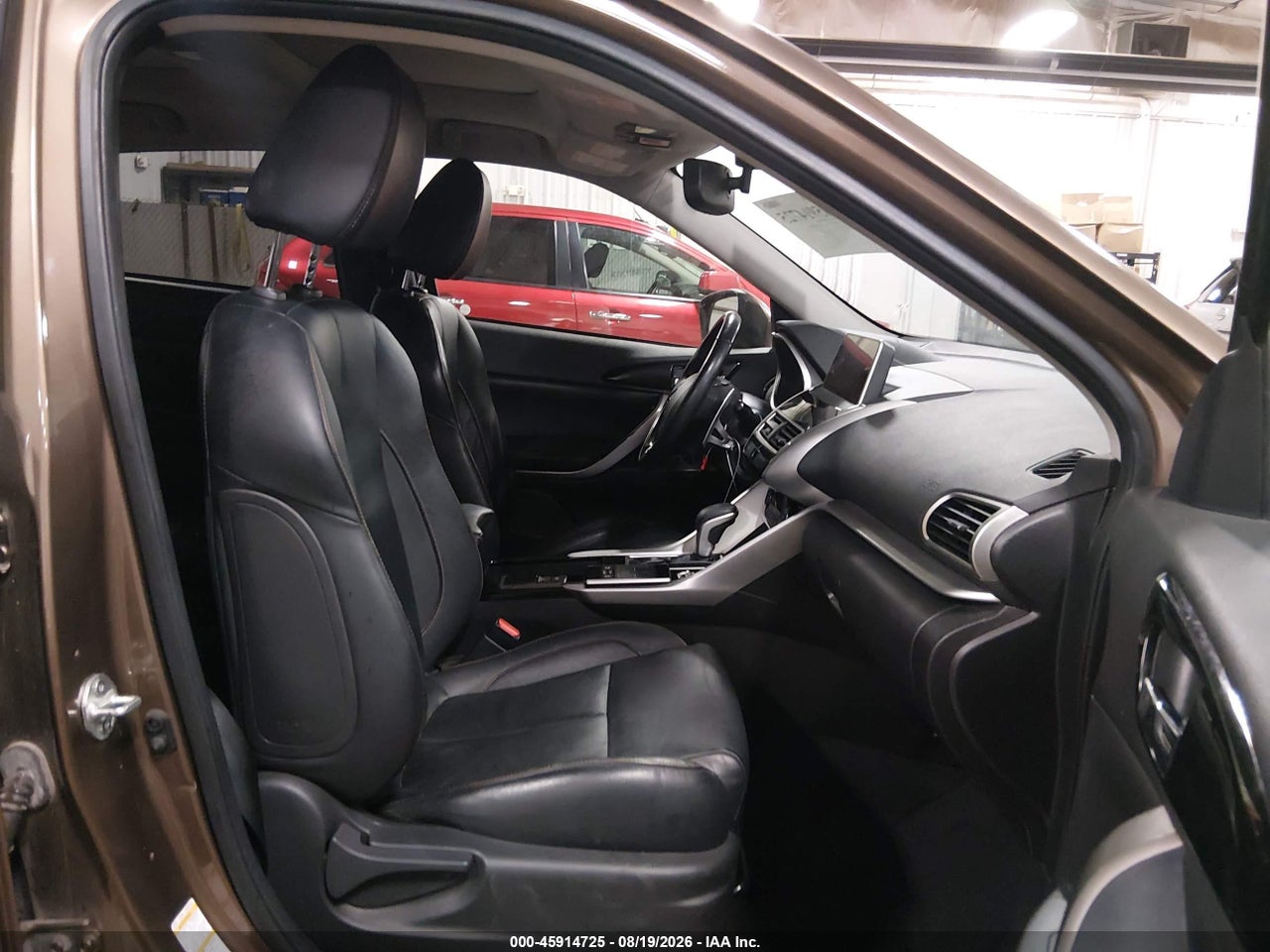 2018 MITSUBISHI ECLIPSE CROSS SEL · 5/11