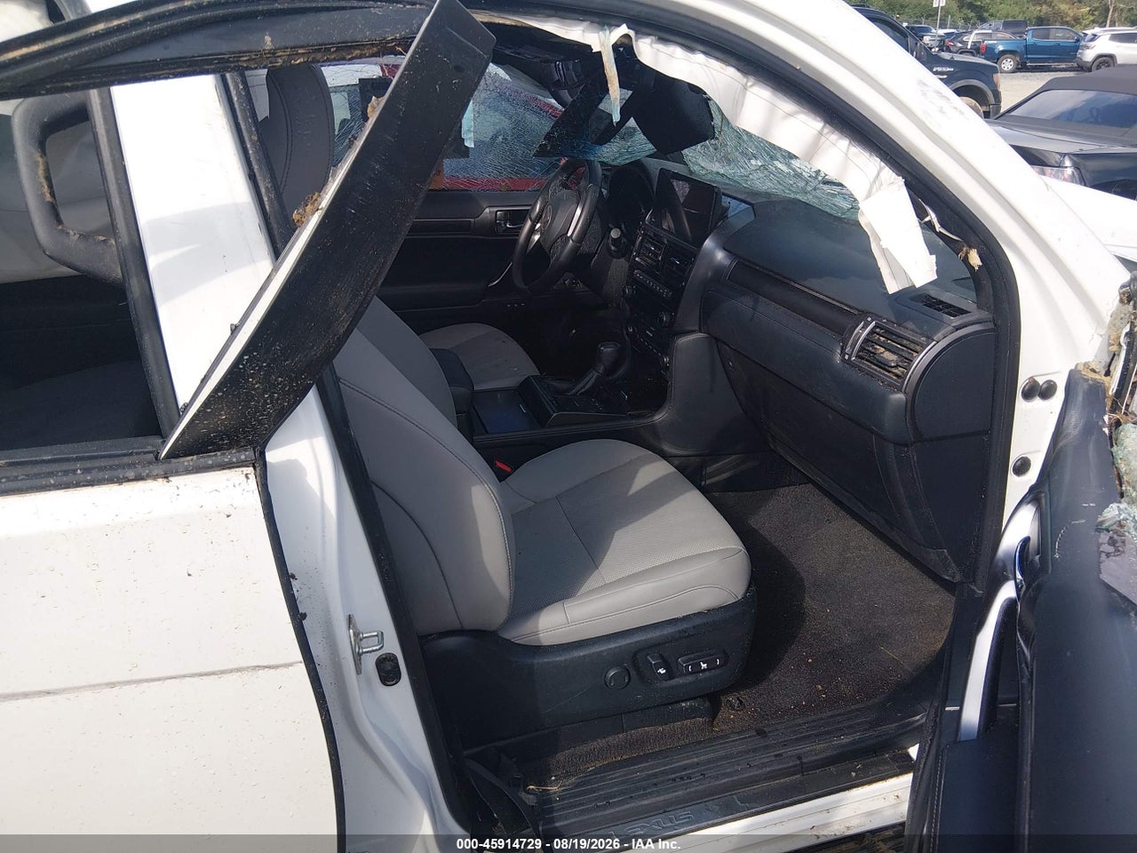 2023 LEXUS GX 460 · 5/10