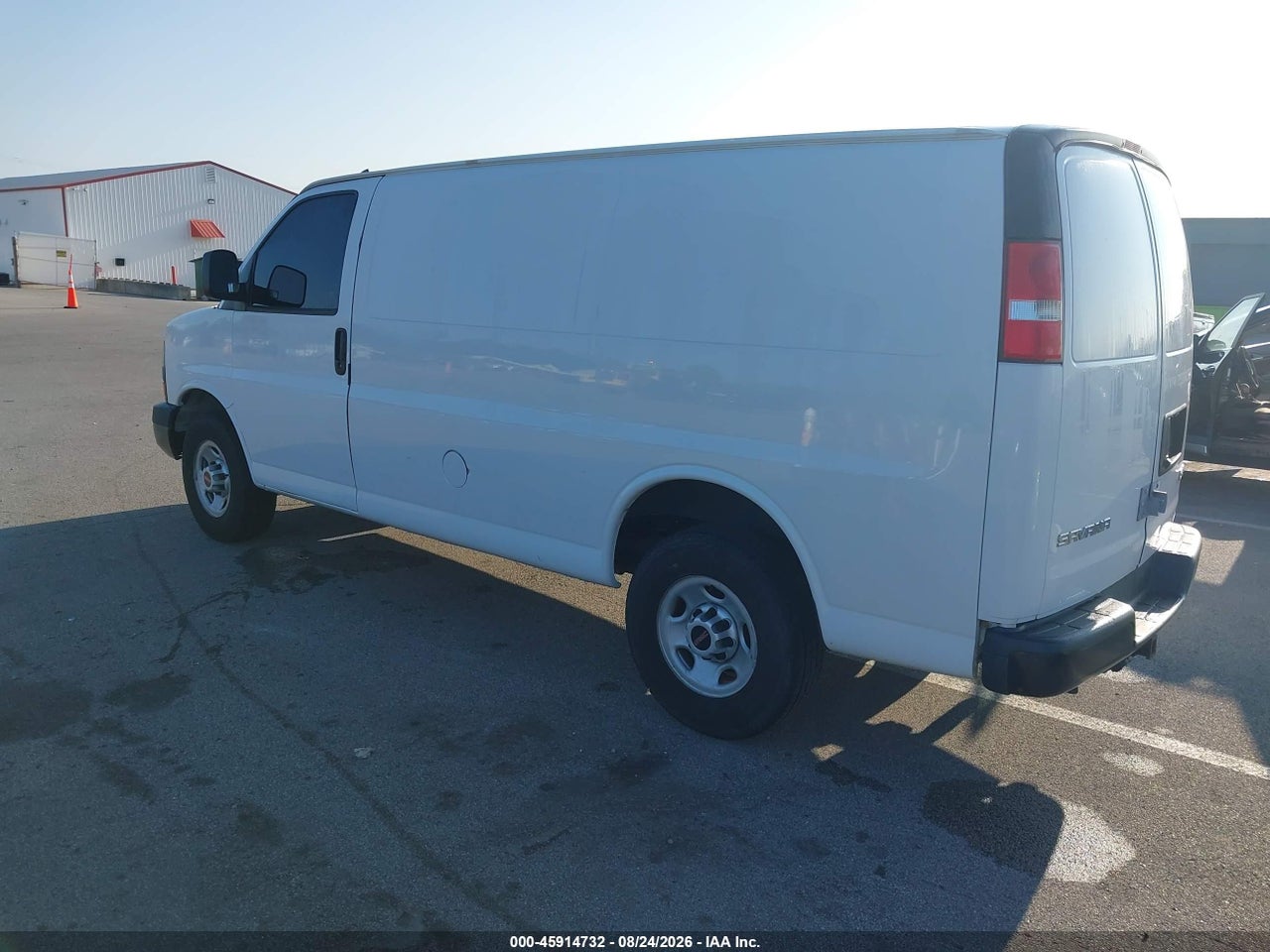 2019 GMC SAVANA 2500 WORK VAN · 3/11