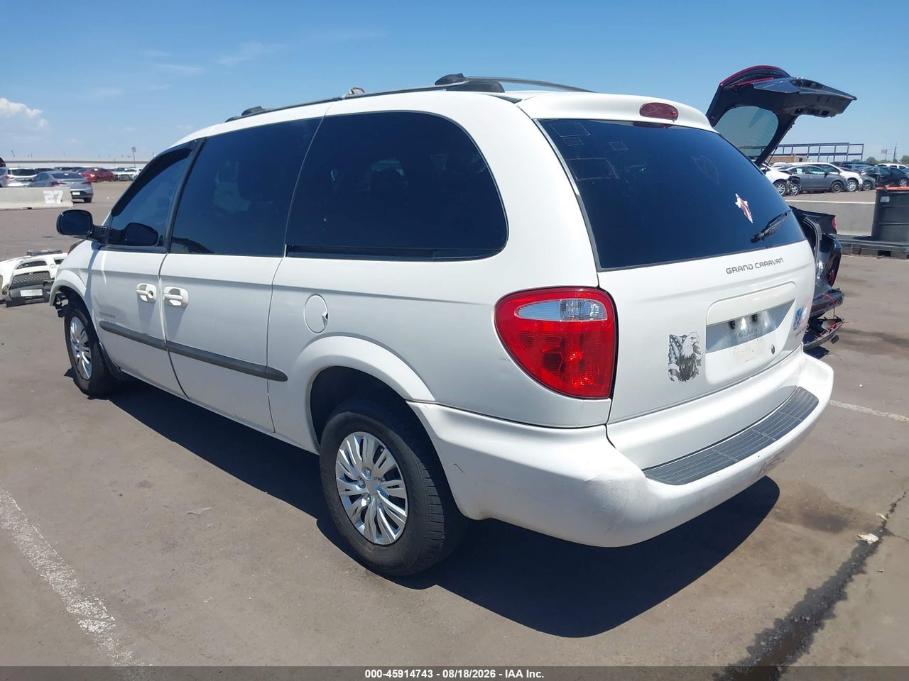 2B4GP44351R****** · 2001 DODGE GRAND CARAVAN SPORT · 3/11