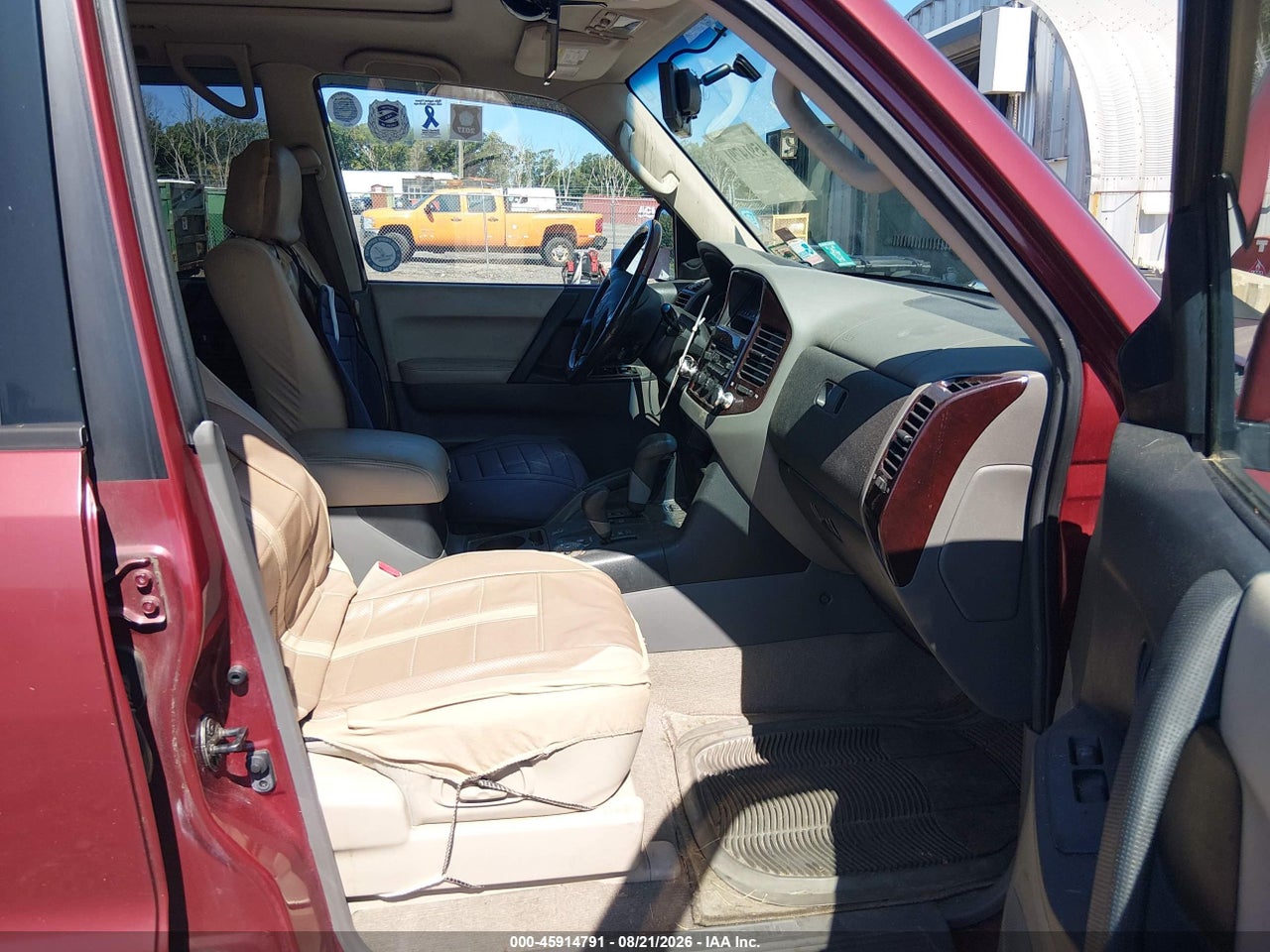 2002 MITSUBISHI MONTERO LIMITED · 5/11