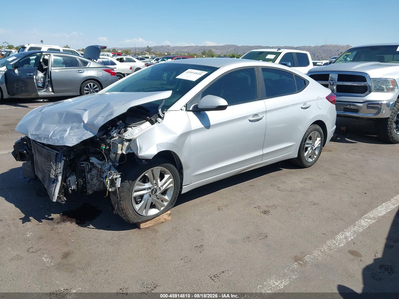 2019 HYUNDAI ELANTRA SEL · 2/11