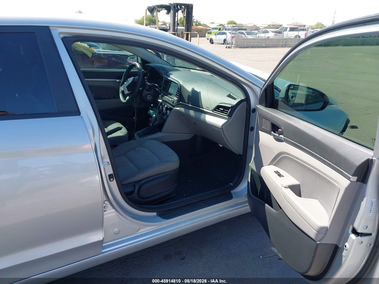 2019 HYUNDAI ELANTRA SEL · 5/11