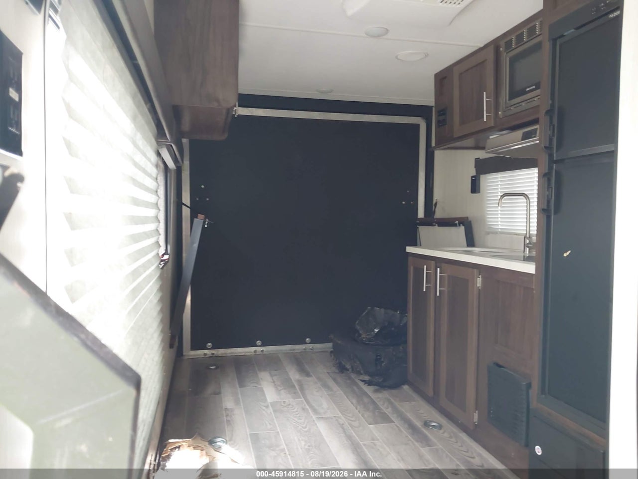 2019 FOREST RIVER CHEROKEE WOLF PUP 18RJB TOYHAULER TRAVEL TRAILER · 5/11