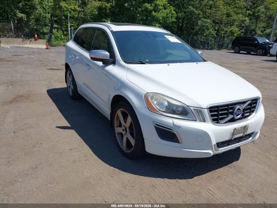 YV4902DZ4D2****** · 2013 VOLVO XC60 T6/T6 PLATINUM/T6 PREMIER PLUS/T6 R-DESIGN/T6 R-DESIGN PLATINUM/T6 R-DESIGN PREMIER PLUS