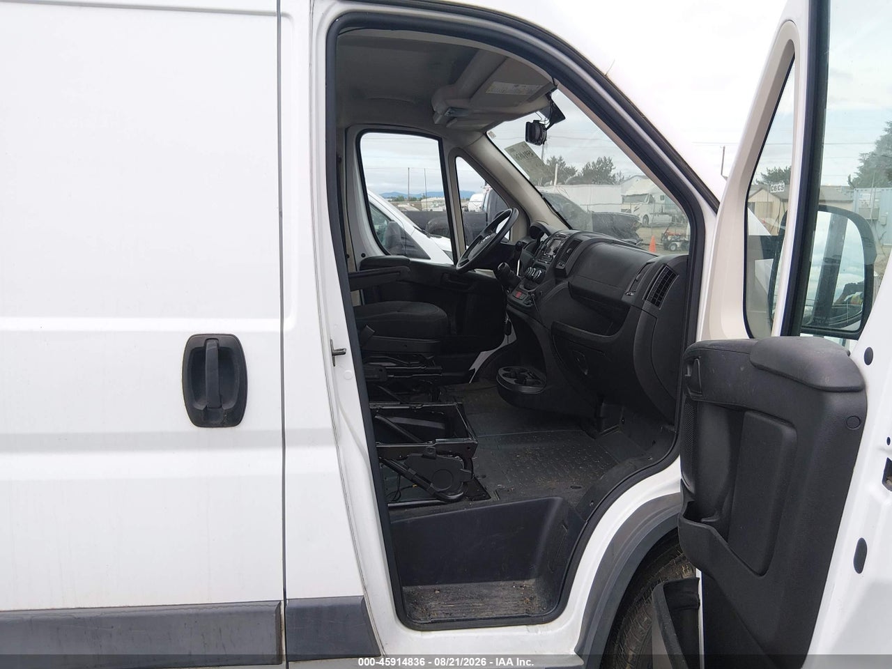2015 RAM PROMASTER 2500 HIGH ROOF · 5/11