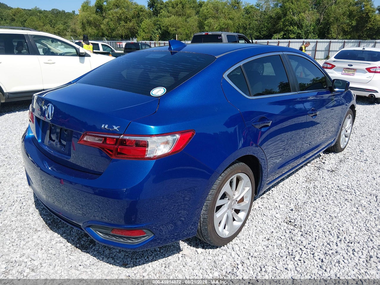 2017 ACURA ILX PREMIUM PACKAGE/TECHNOLOGY PLUS PACKAGE · 4/11