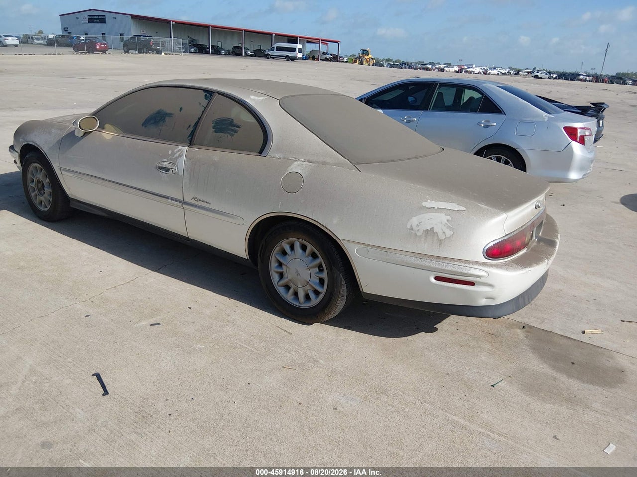 1997 BUICK RIVIERA · 3/11
