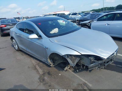 5YJSA1E18HF****** · 2017 TESLA MODEL S 60/75