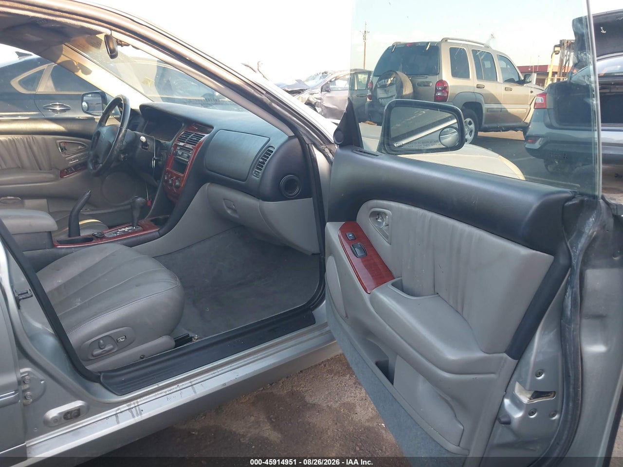 2004 MITSUBISHI DIAMANTE LS · 5/11