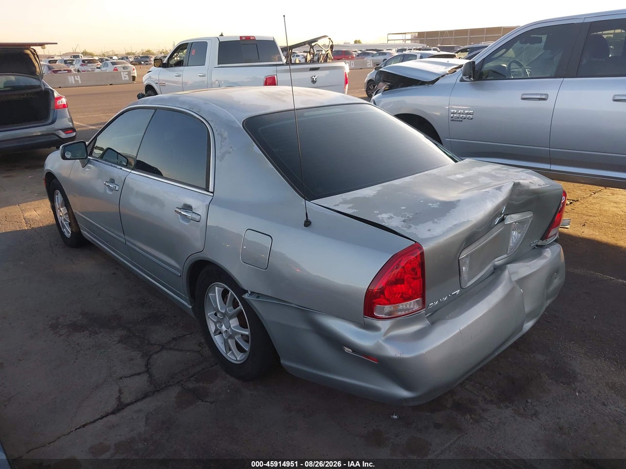 2004 MITSUBISHI DIAMANTE LS · 3/11