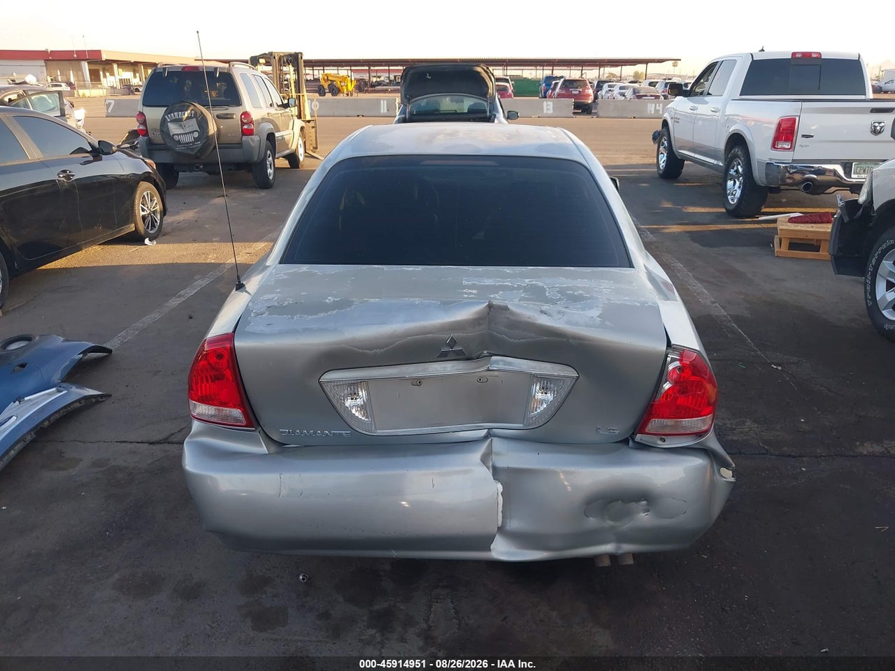 2004 MITSUBISHI DIAMANTE LS · 6/11