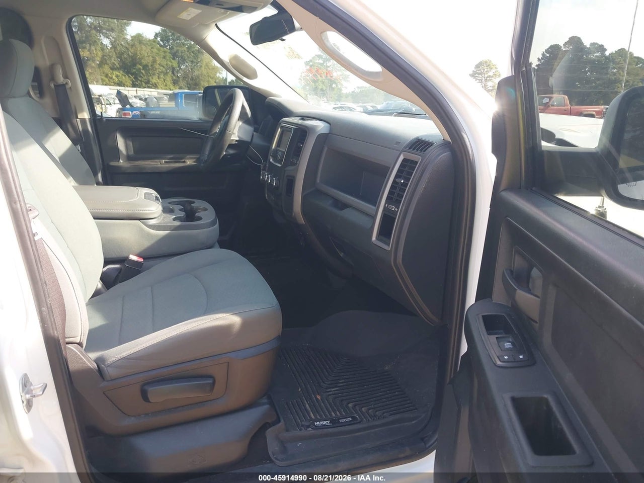 2015 RAM 1500 EXPRESS · 5/11