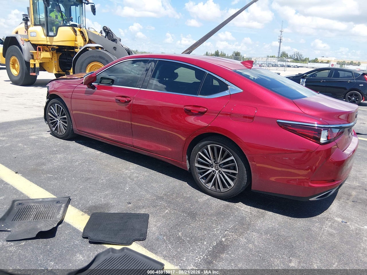 2023 LEXUS ES 350 · 3/11