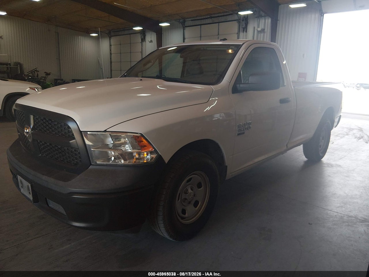 2019 RAM 1500 CLASSIC TRADESMAN  4X2 8' BOX · 2/11