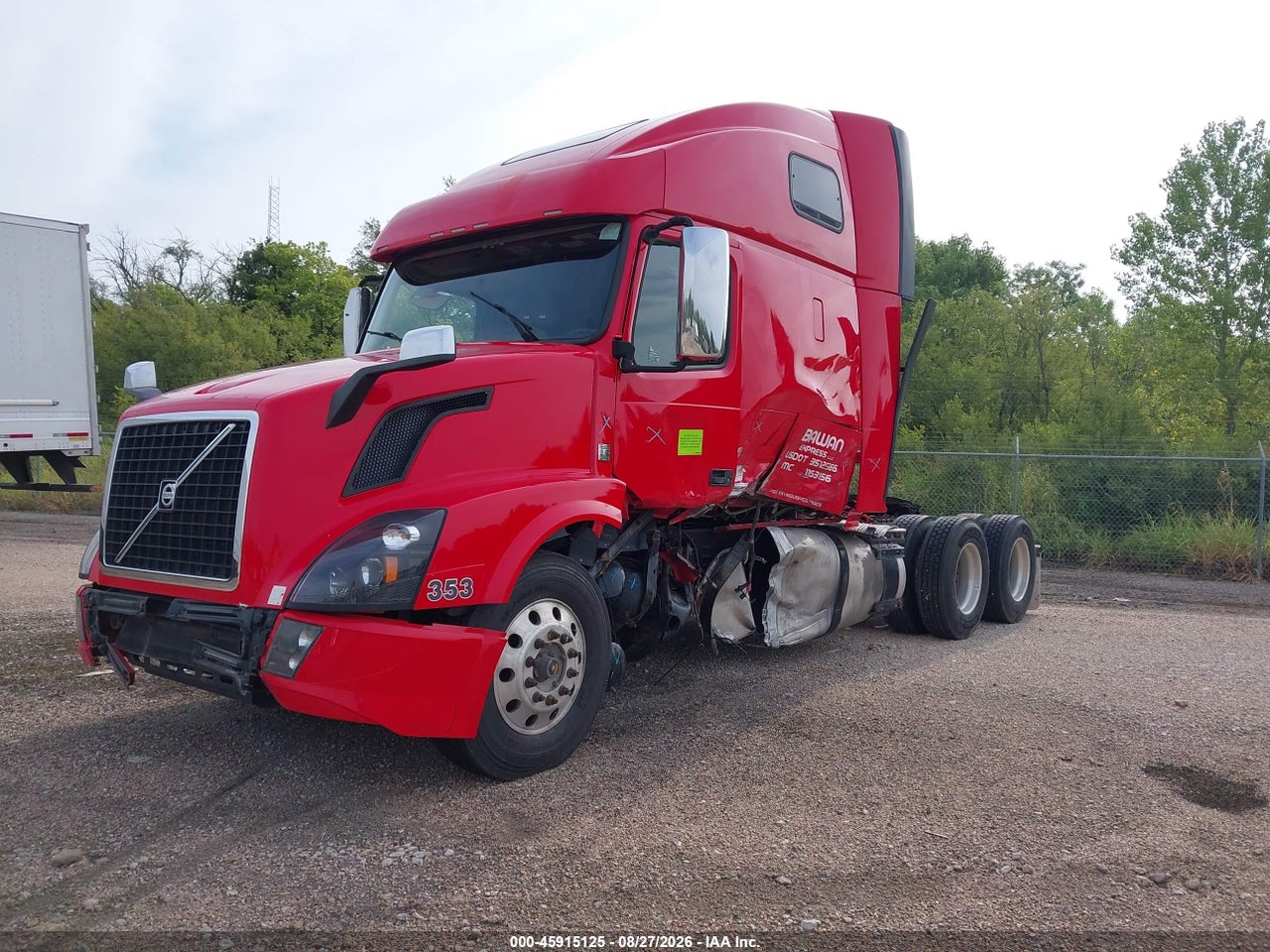 2018 VOLVO VNL   · 2/4