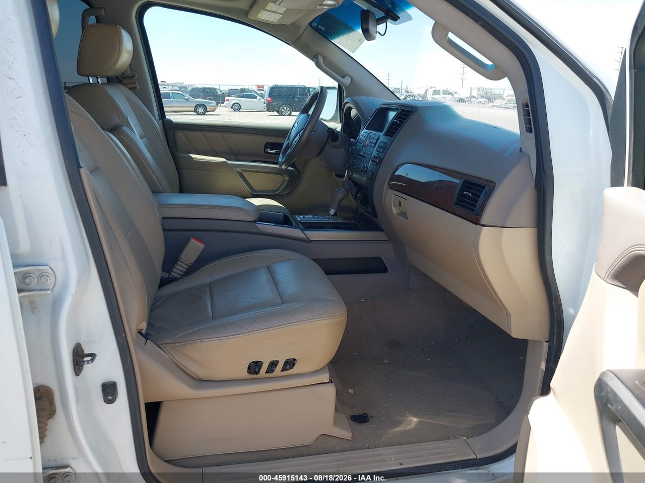 2015 NISSAN ARMADA PLATINUM · 5/11
