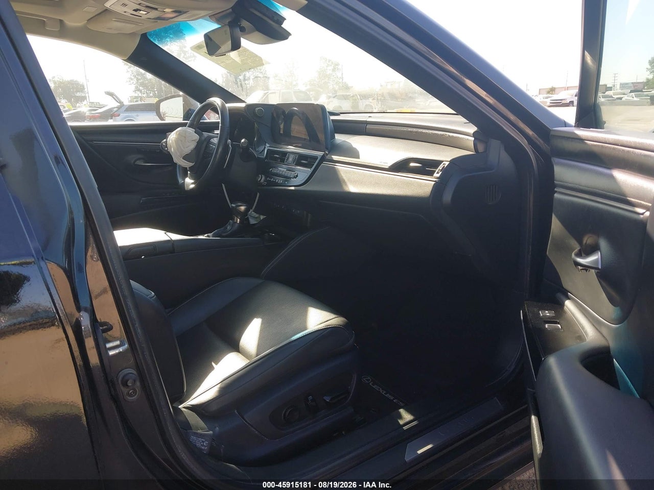 2023 LEXUS ES 300H · 5/11