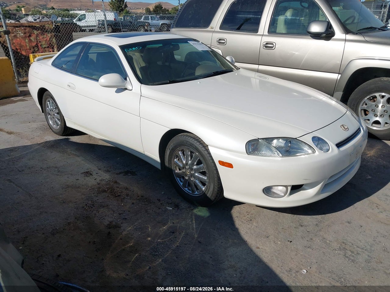 JT8CH32Y7V1****** · 1997 LEXUS SC 400
