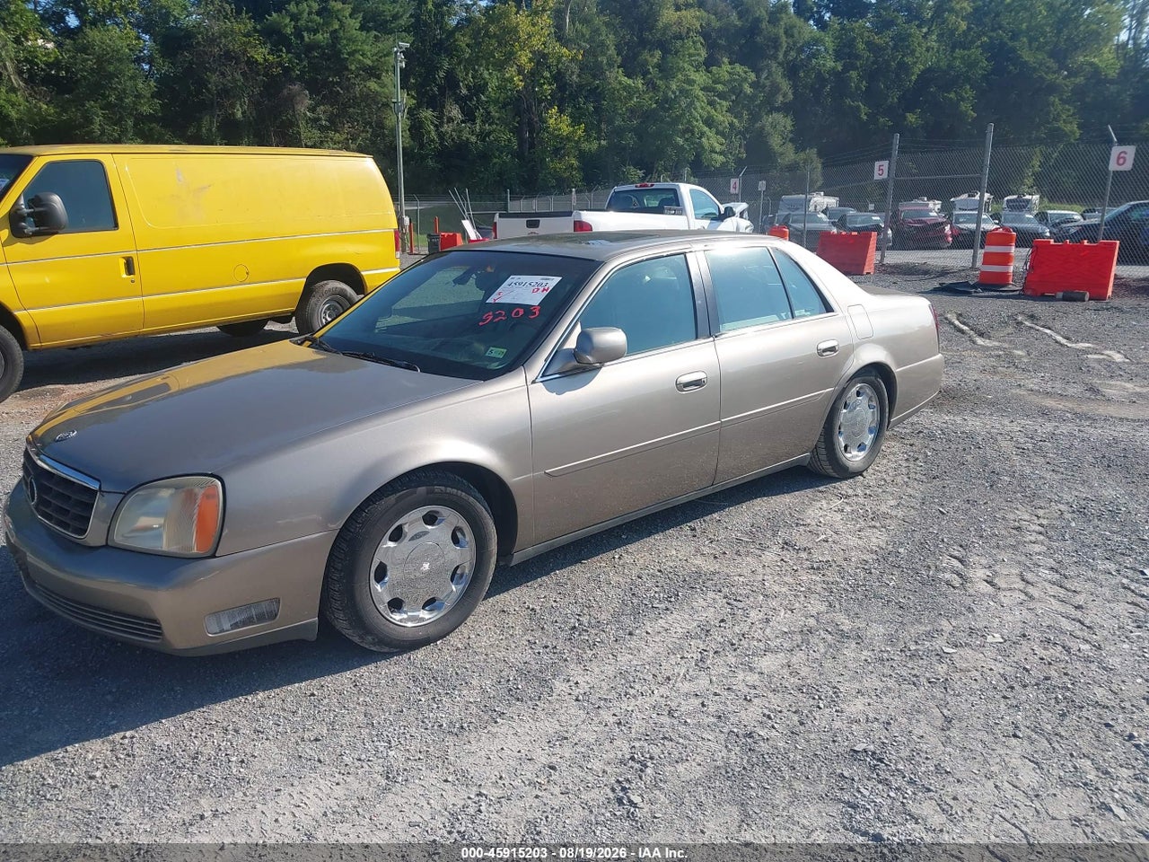 2001 CADILLAC DEVILLE DHS · 2/11