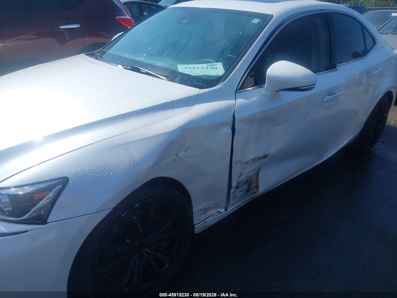 2019 LEXUS IS 300 · 6/10