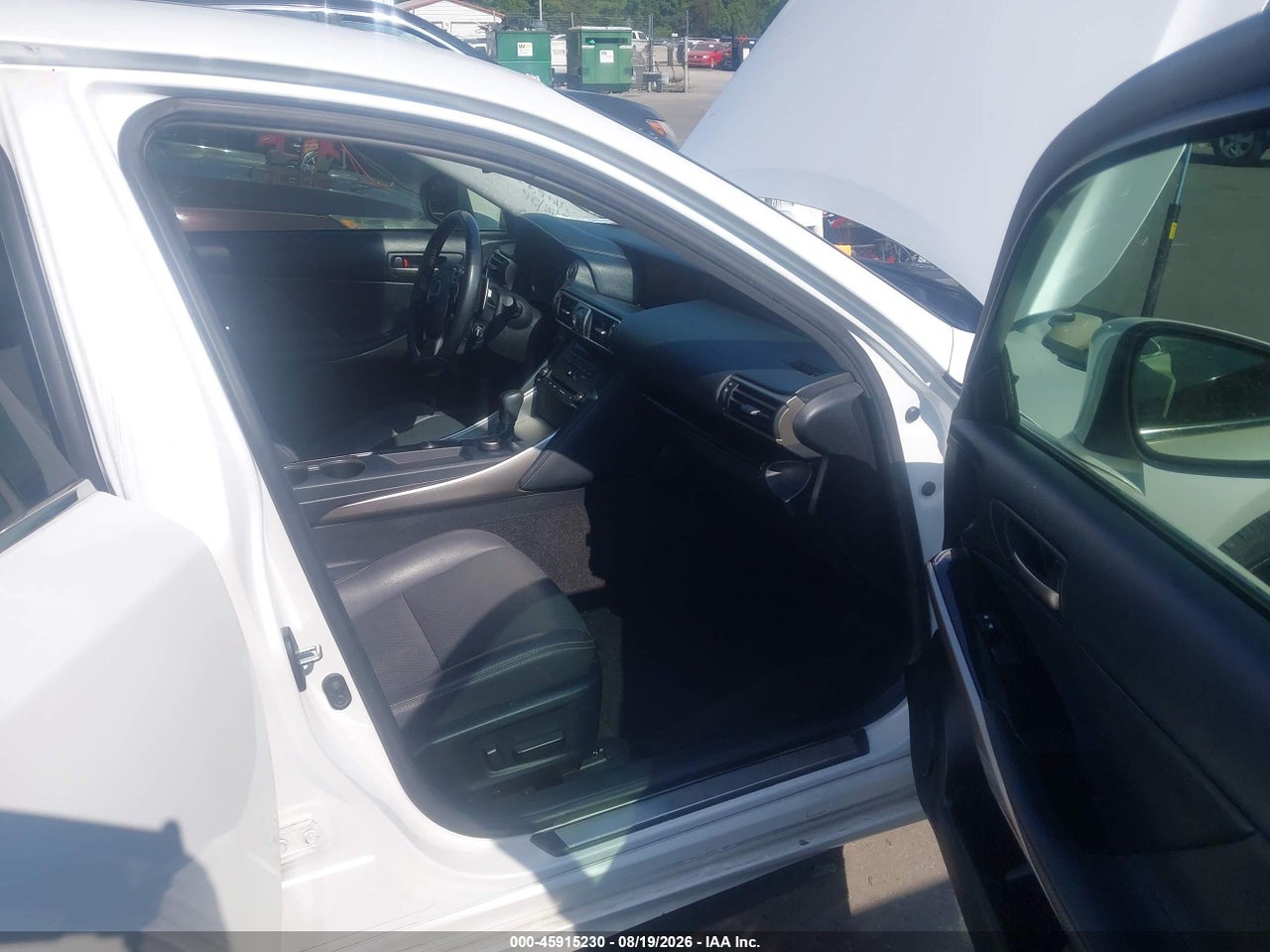 2019 LEXUS IS 300 · 5/10
