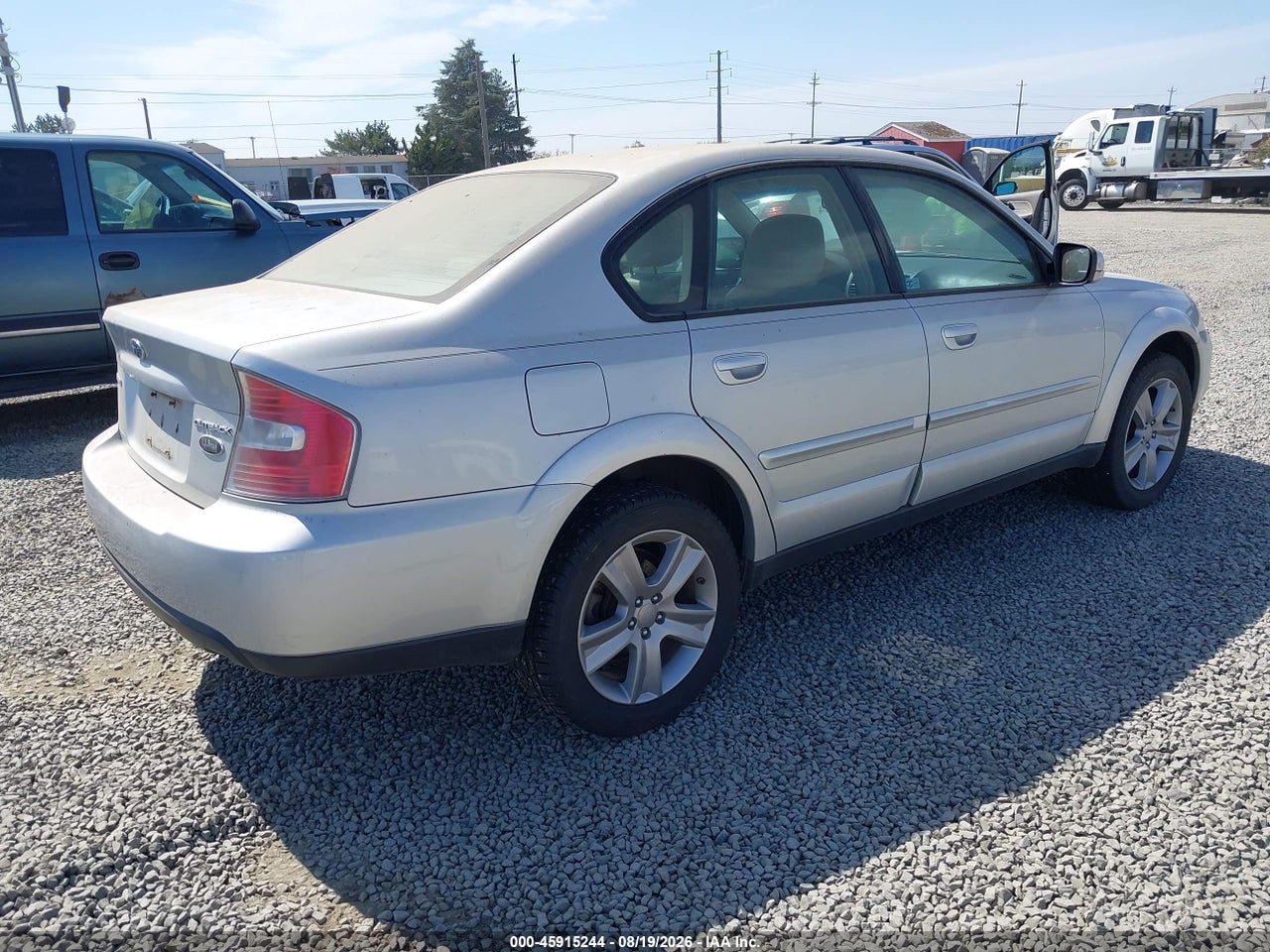 2006 SUBARU LEGACY OUTBACK 3.0R LL BEAN · 4/11