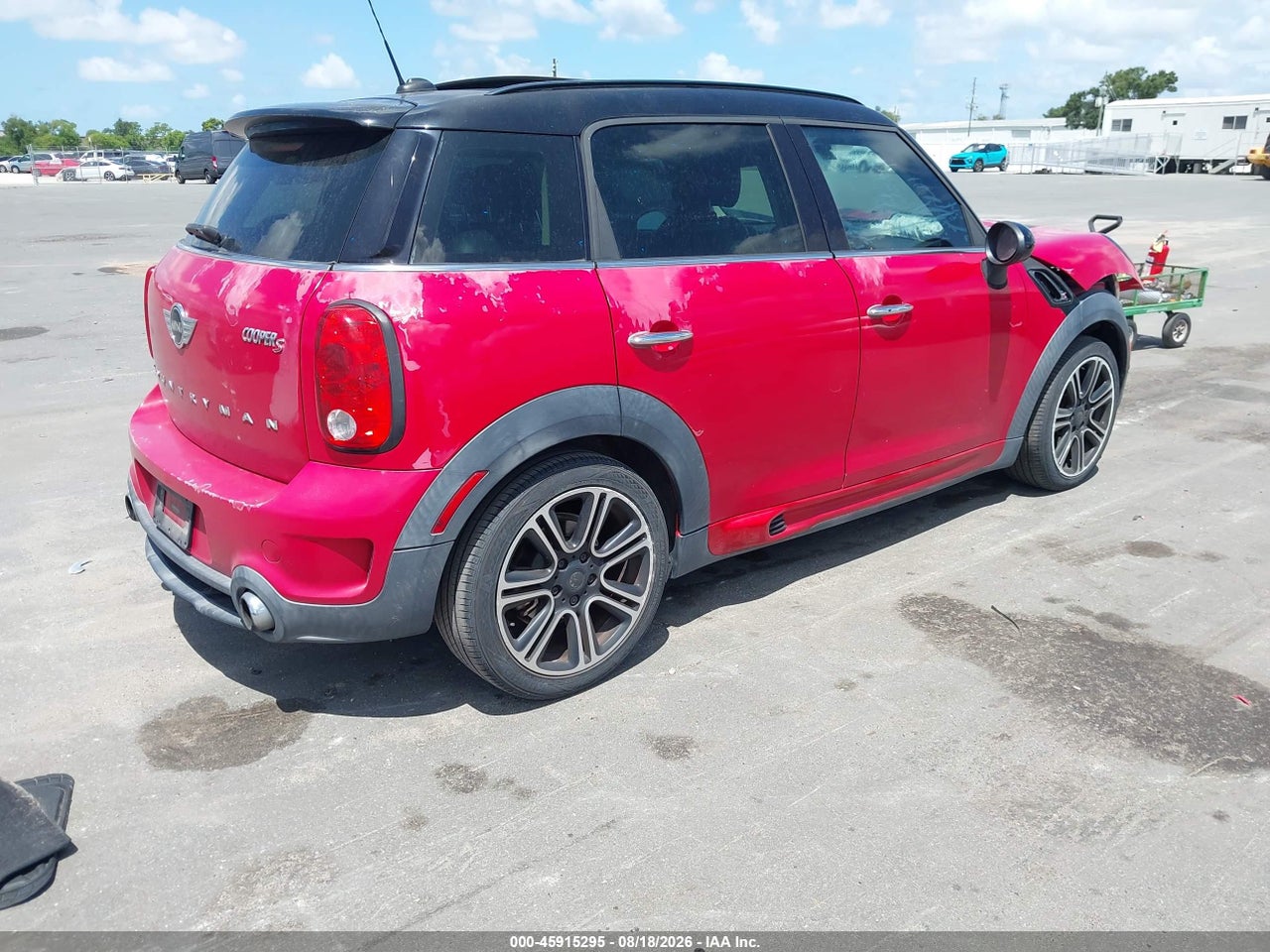 2016 MINI COUNTRYMAN COOPER S · 4/11