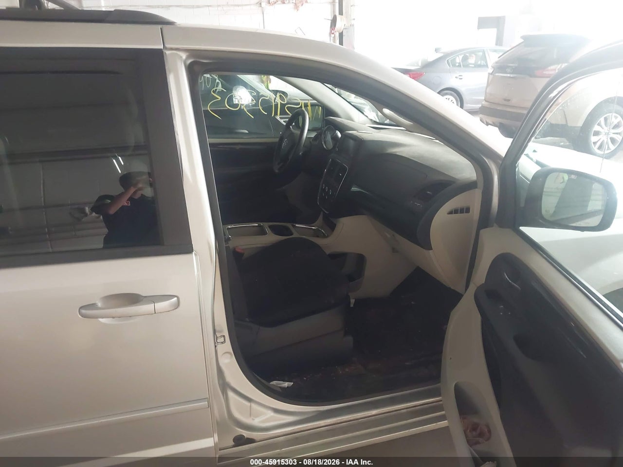 2012 DODGE GRAND CARAVAN SXT · 5/11
