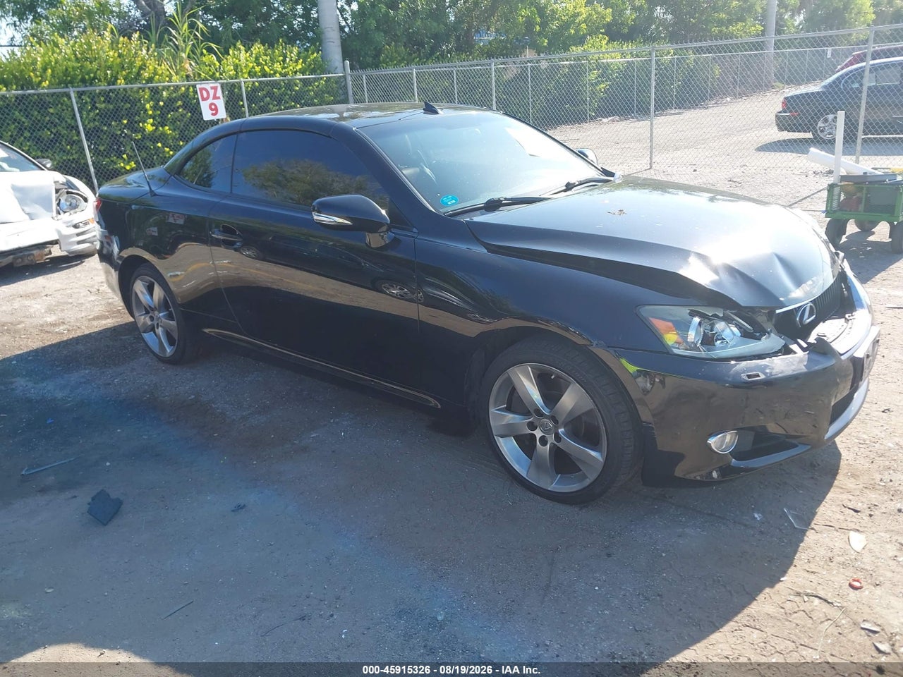 JTHFE2C29B2****** · 2011 LEXUS IS 350C