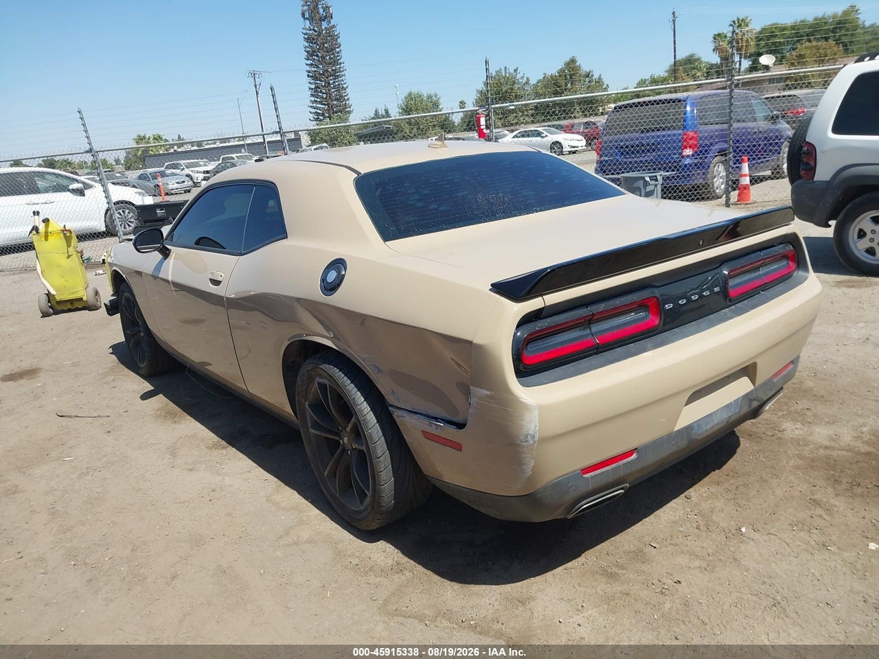 2017 DODGE CHALLENGER SXT PLUS · 3/11