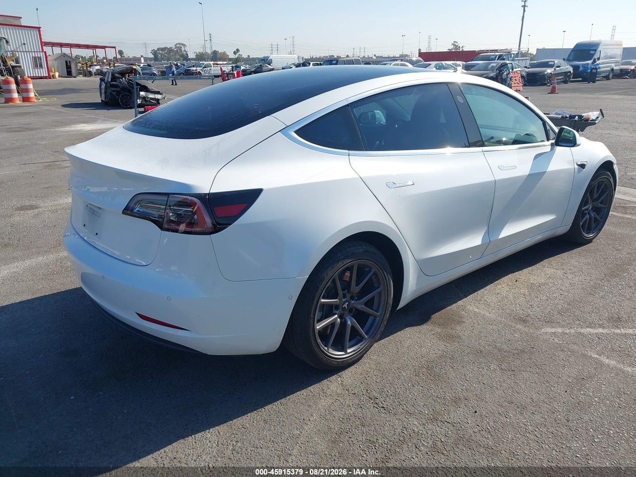 2018 TESLA MODEL 3 LONG RANGE/MID RANGE · 4/9