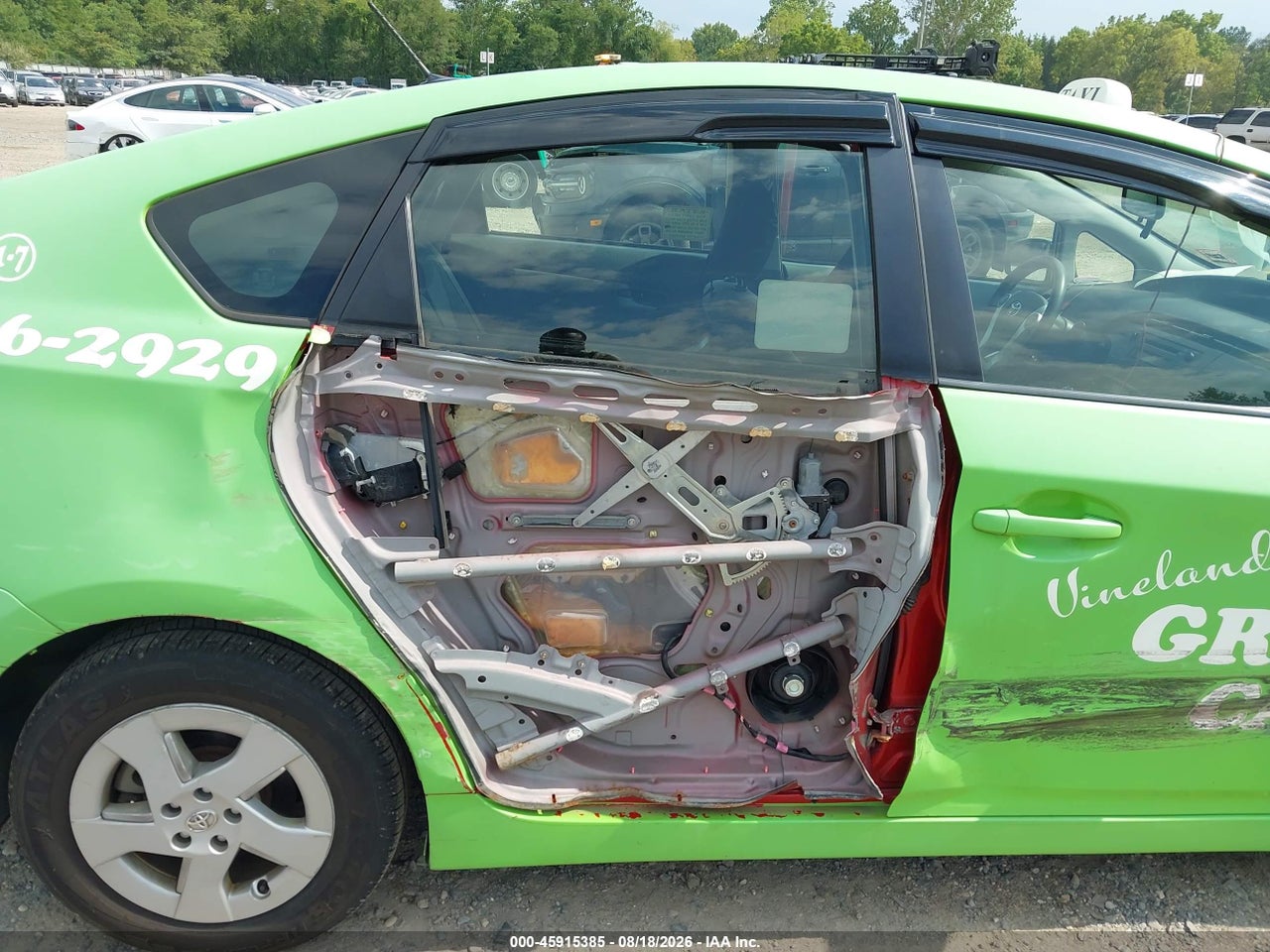 2011 TOYOTA PRIUS TWO · 6/11