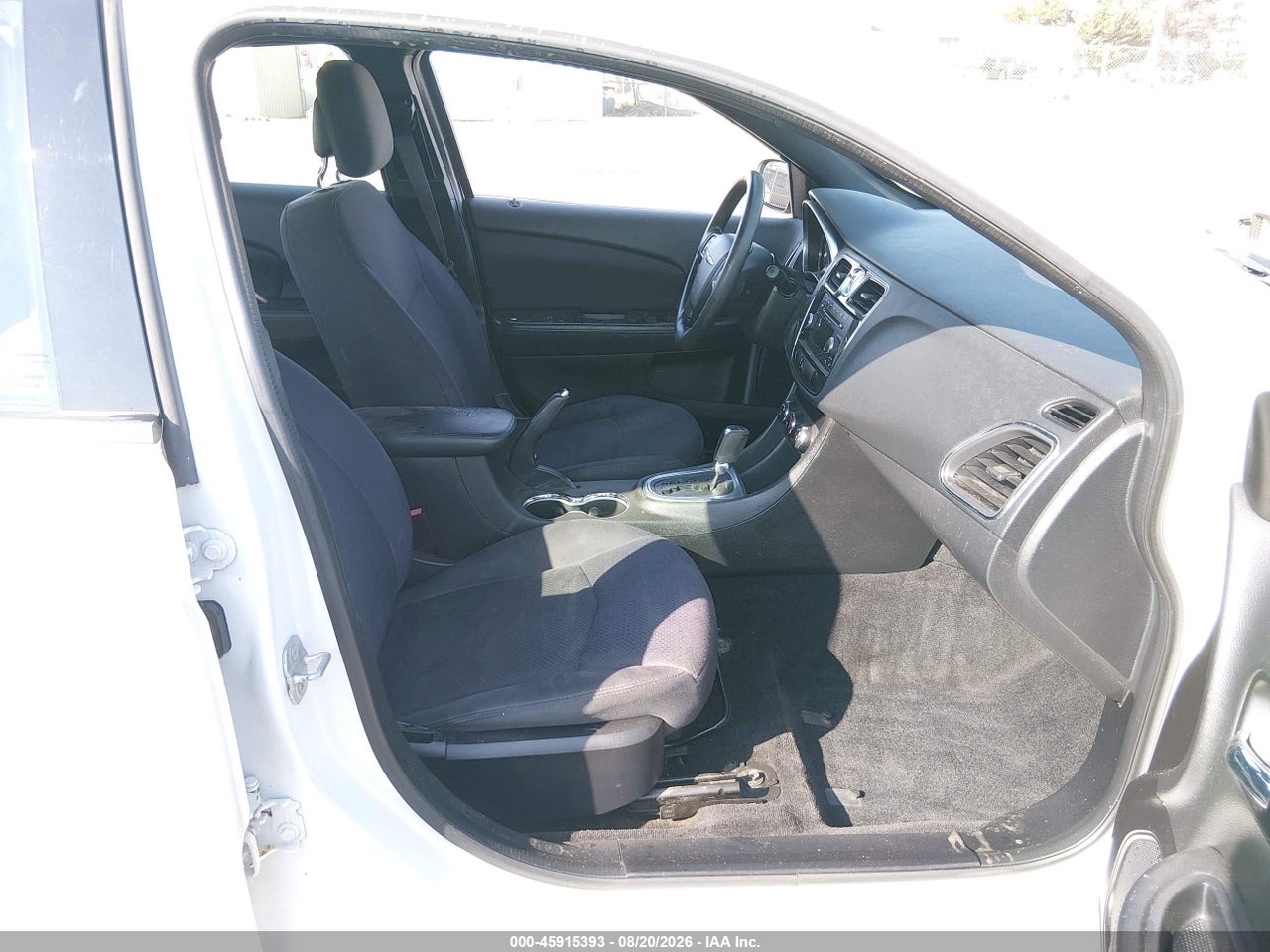 2014 CHRYSLER 200 LX · 5/11