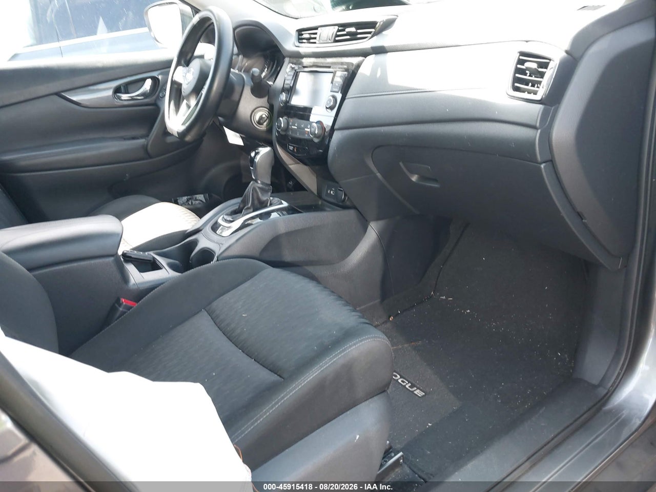 2018 NISSAN ROGUE S · 5/11