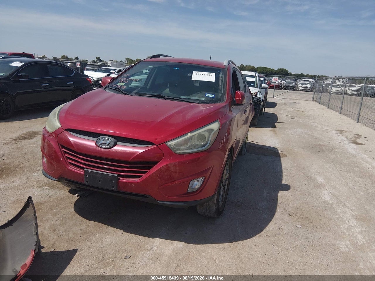 2015 HYUNDAI TUCSON SE · 2/11