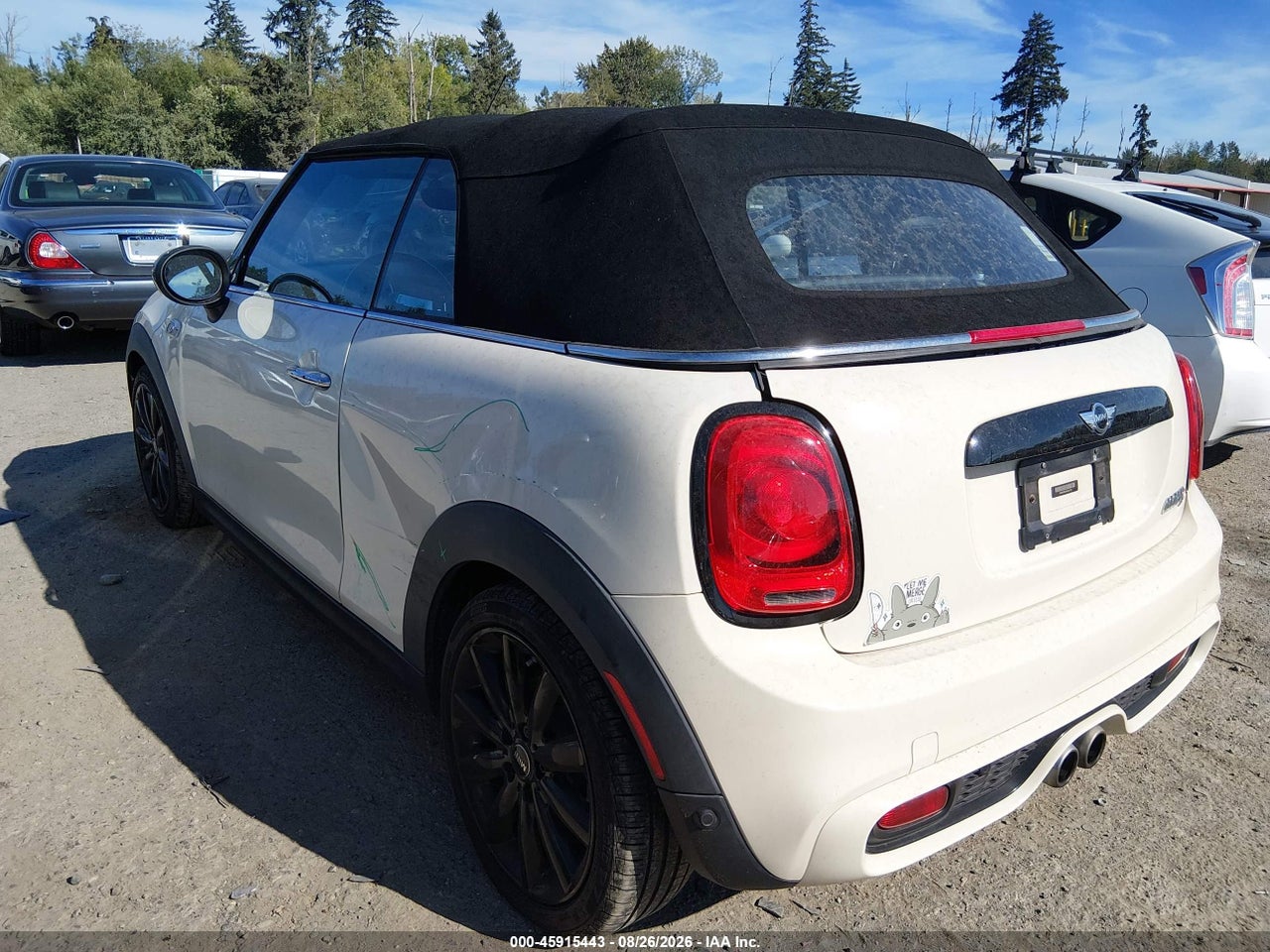 2017 MINI CONVERTIBLE COOPER S · 3/8