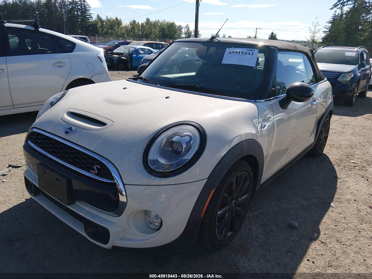 2017 MINI CONVERTIBLE COOPER S · 2/8