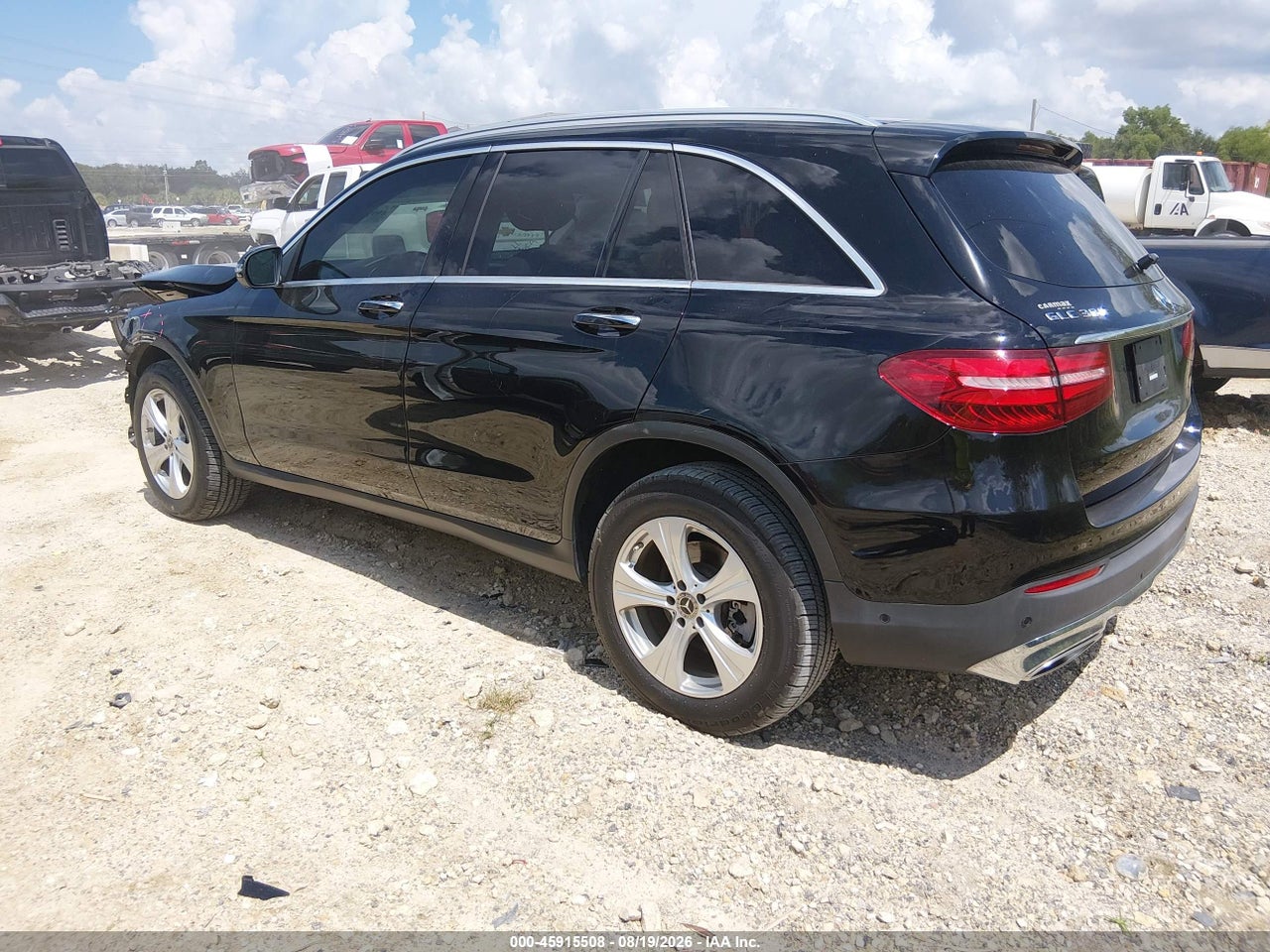 2018 MERCEDES-BENZ GLC 300 · 3/11