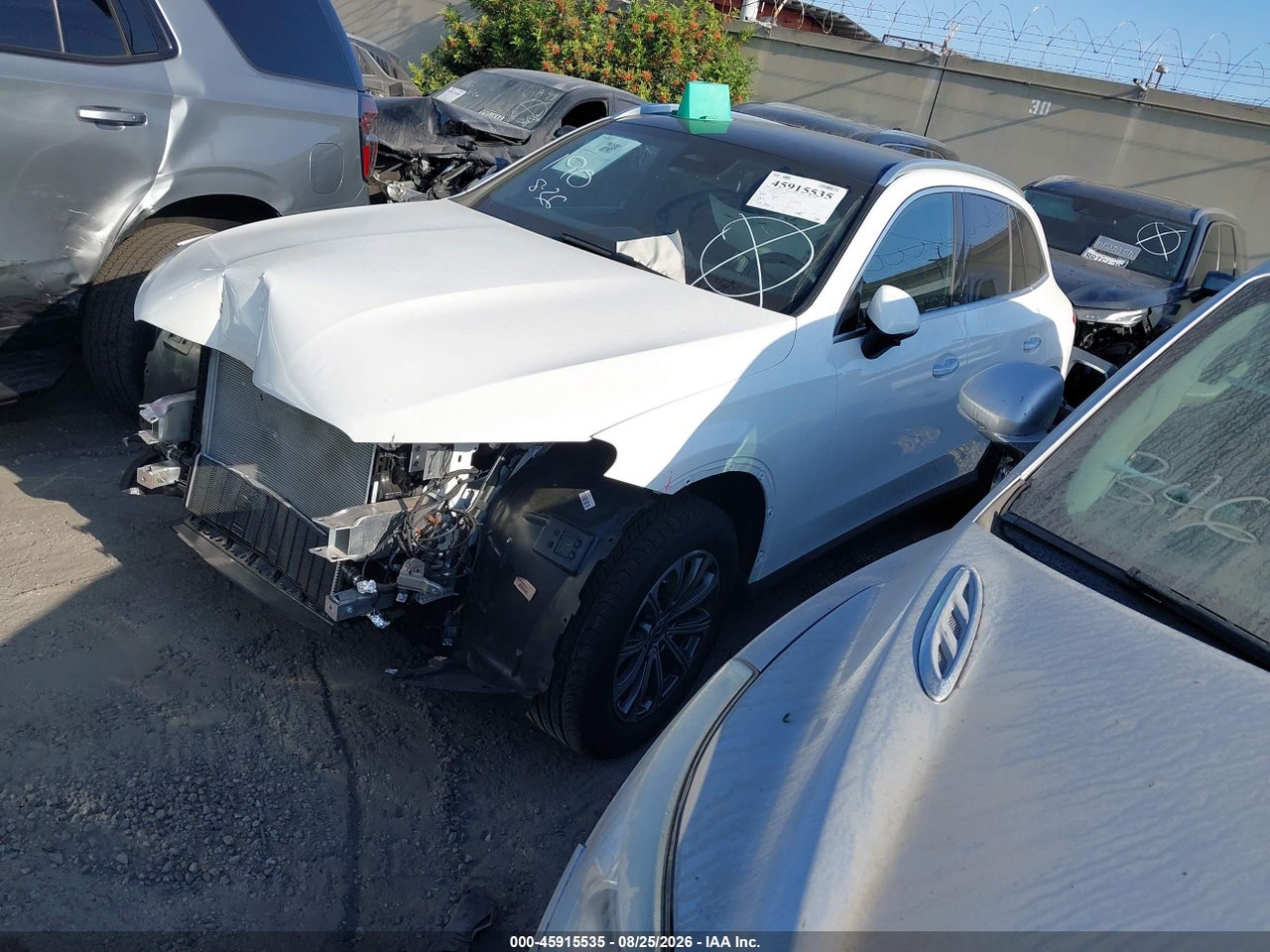 2024 MERCEDES-BENZ GLC 300 SUV · 2/11