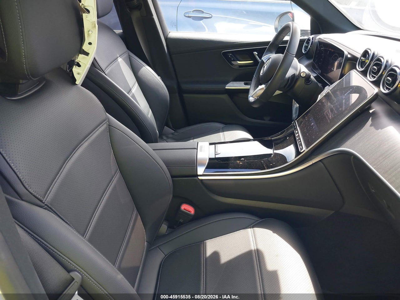 2024 MERCEDES-BENZ GLC 300 SUV · 5/11
