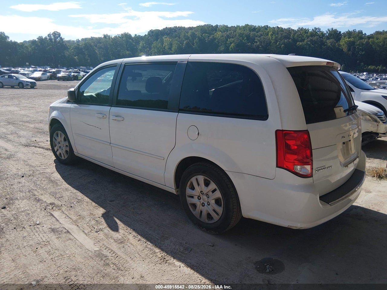 2016 DODGE GRAND CARAVAN SE · 3/11