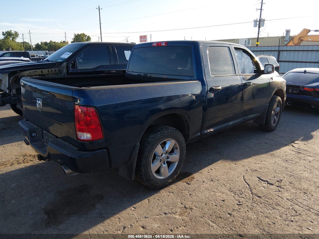 2019 RAM 1500 CLASSIC EXPRESS  4X4 5'7 BOX · 4/11