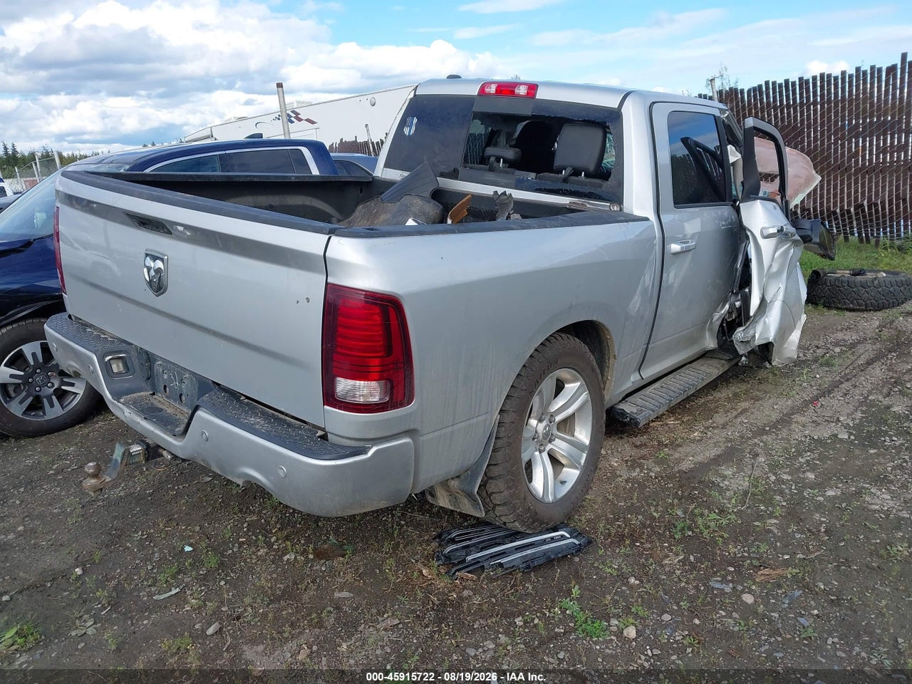 2014 RAM 1500 SPORT · 4/10