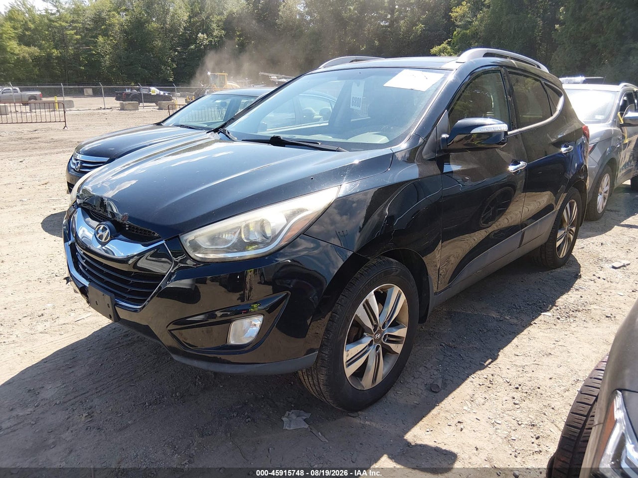 2015 HYUNDAI TUCSON LIMITED · 2/11