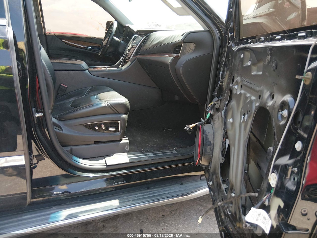 2015 CADILLAC ESCALADE LUXURY · 5/11