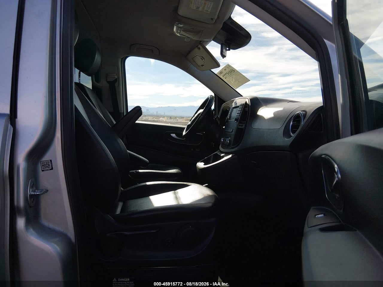 2017 MERCEDES-BENZ METRIS   · 5/11