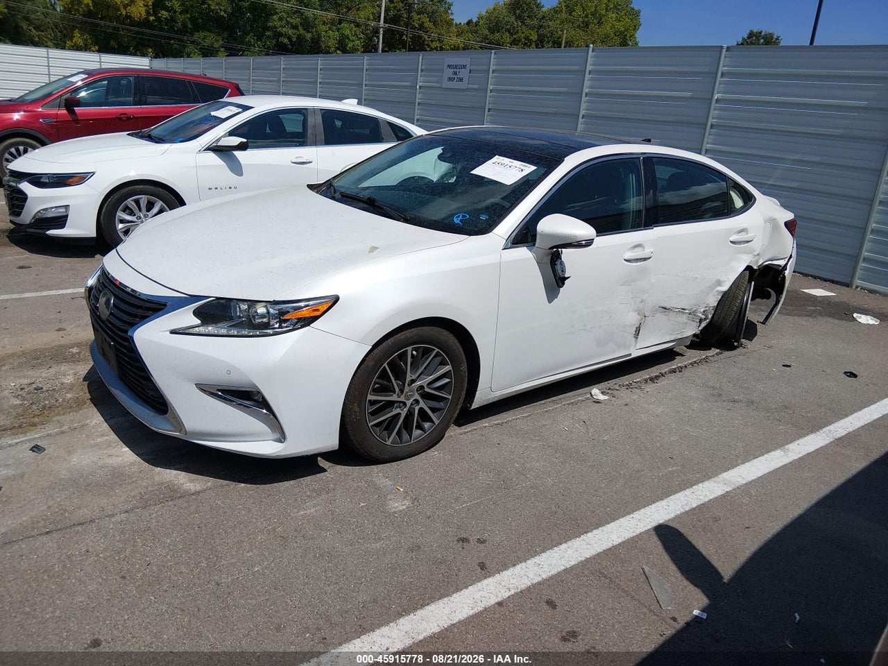 2016 LEXUS ES 350 · 2/11
